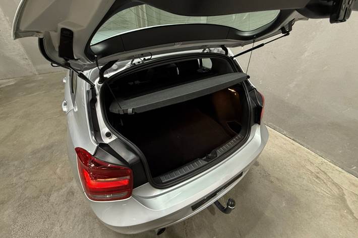undefined BMW 118i fra 2014