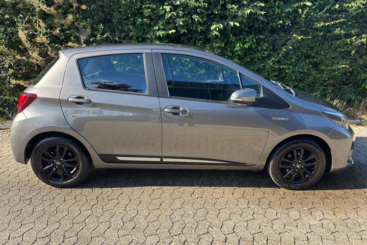undefined Toyota Yaris fra 2017