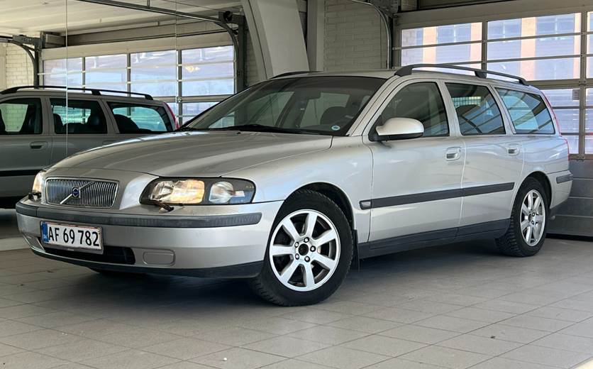 Volvo V70 2,4 140 aut.