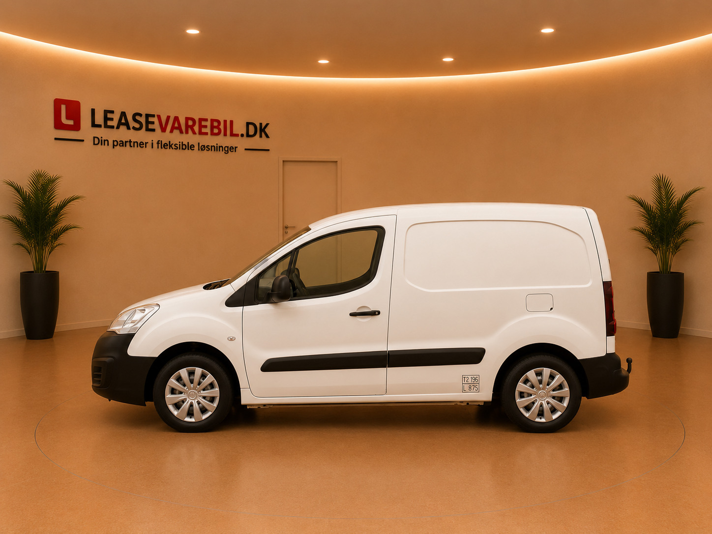 Hvid Peugeot Partner fra 2016