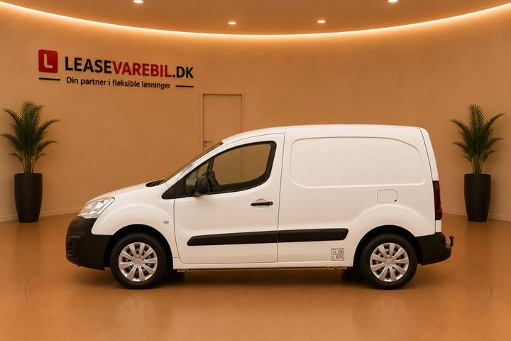 Hvid Peugeot Partner fra 2016