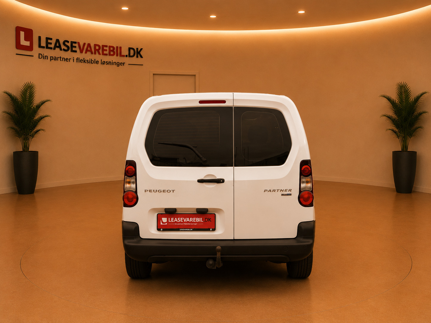 Hvid Peugeot Partner fra 2016