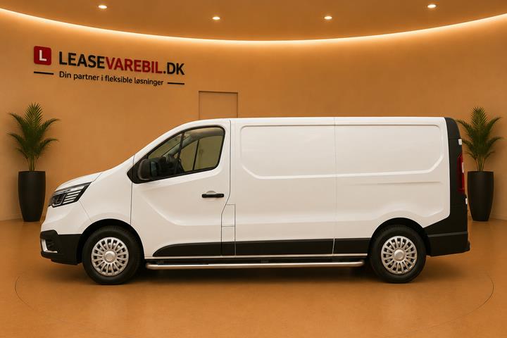 Hvid Renault Trafic fra 2022