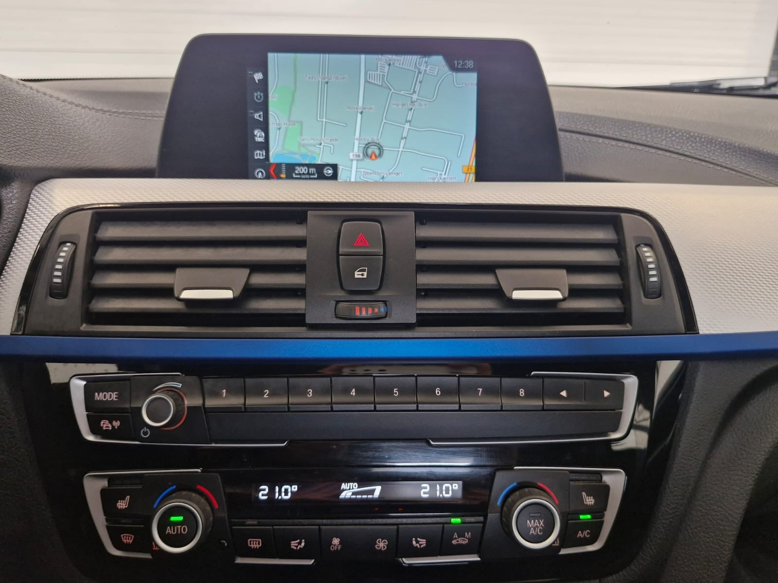 Sølv BMW 420i fra 2019