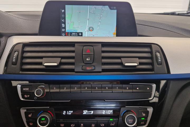 Sølv BMW 420i fra 2019