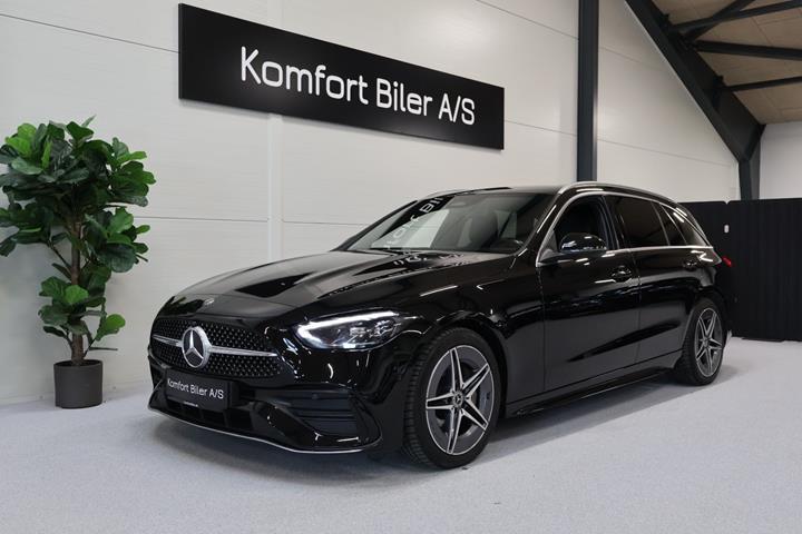 Sort Mercedes C220 d fra 2022 set udefra