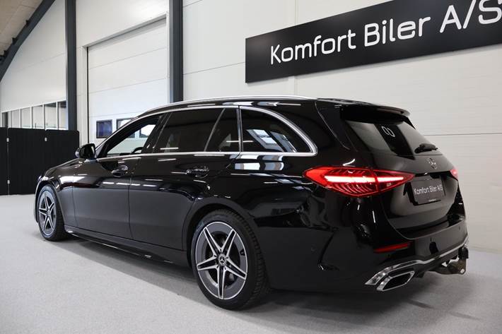 Sort Mercedes C220 d fra 2022