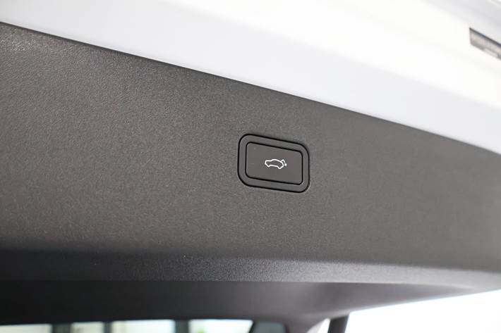 Hvid Volvo EX30 fra 2024