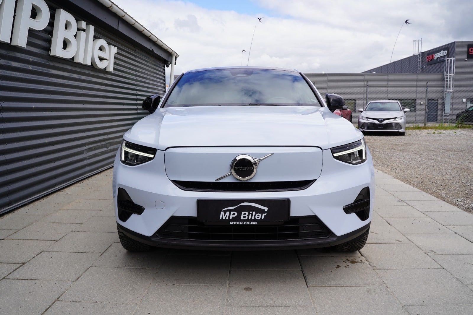 Blå Volvo C40 fra 2024