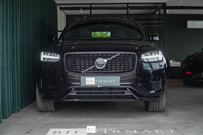 Sort Volvo XC90 fra 2022