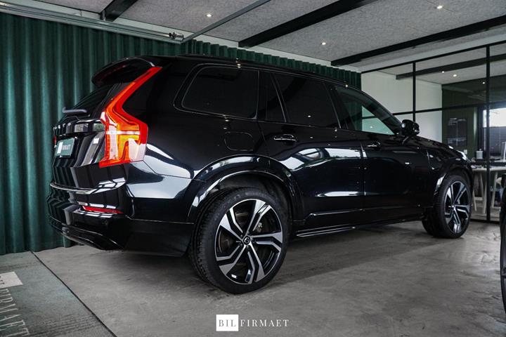 Sort Volvo XC90 fra 2022
