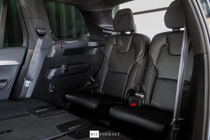Sort Volvo XC90 fra 2022
