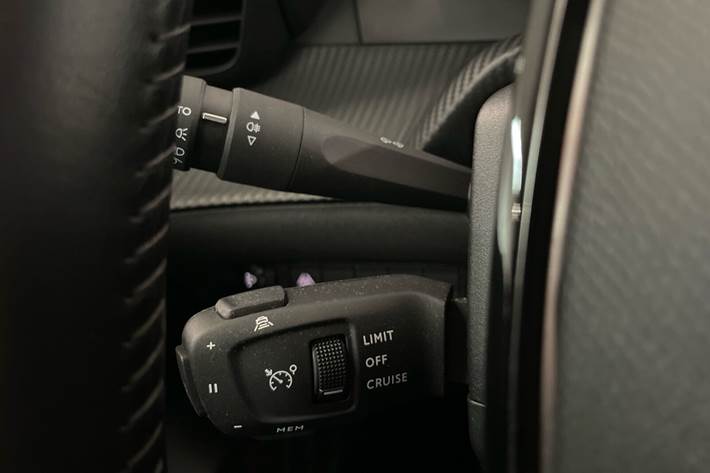 Hvid Peugeot 208 fra 2019