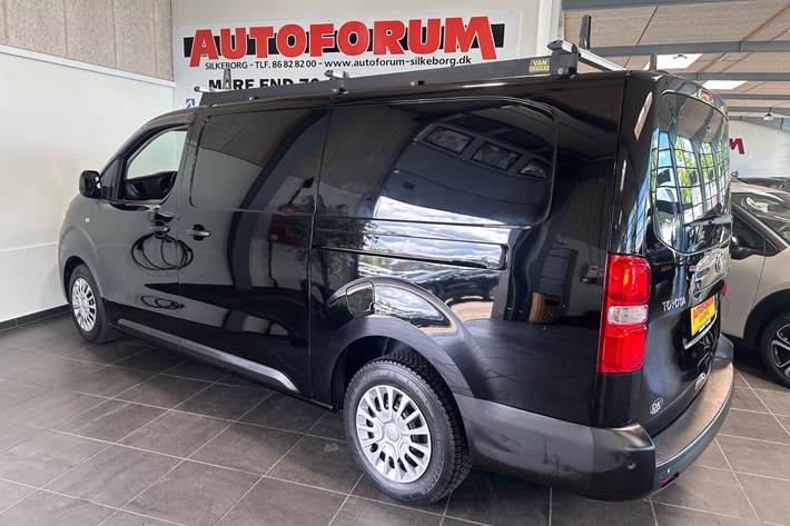 Sort Toyota ProAce fra 2021