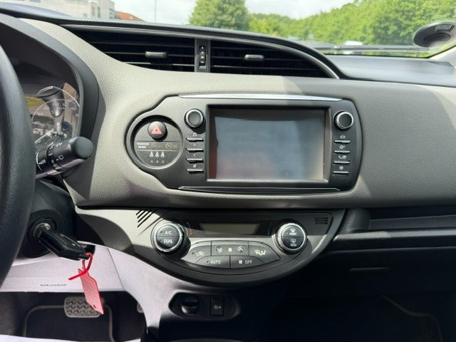 undefined Toyota Yaris fra 2017