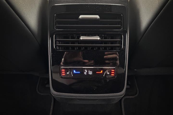 Blå VW ID.7 fra 2025