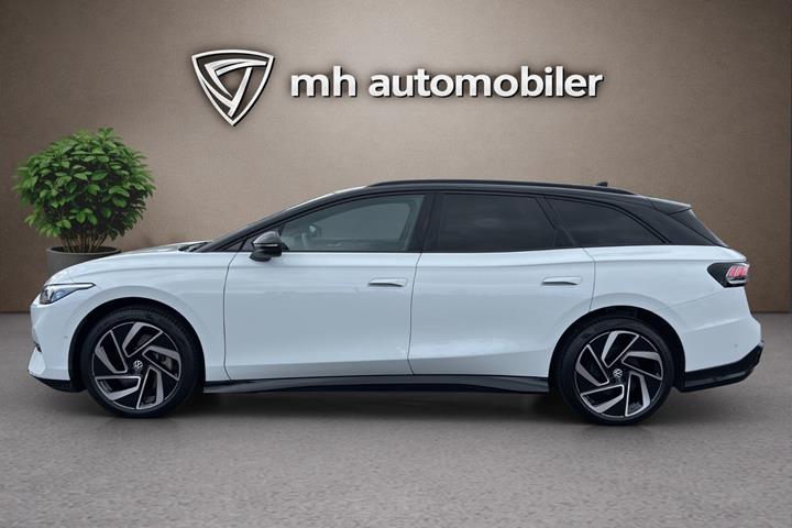 Hvid VW ID.7 fra 2025