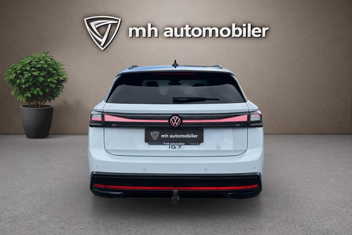 Hvid VW ID.7 fra 2025