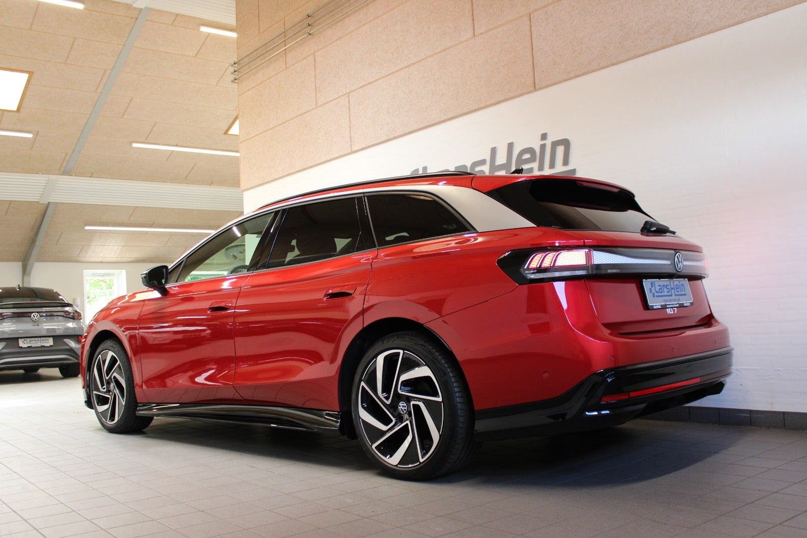 Grå VW ID.7 fra 2025