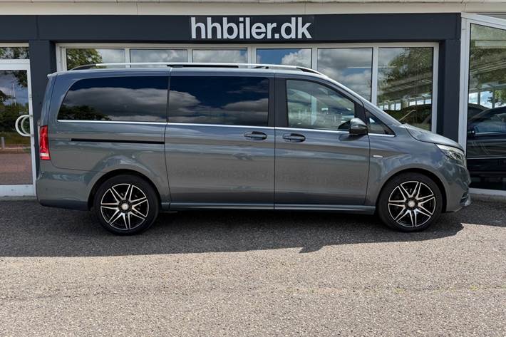 Grå Mercedes V250 d fra 2017