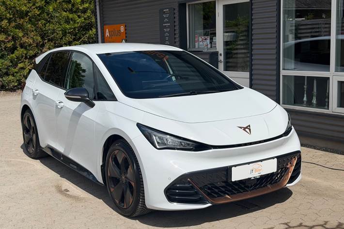 Hvid Cupra Born fra 2022