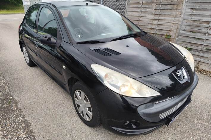 undefined Peugeot 206+ fra 2010