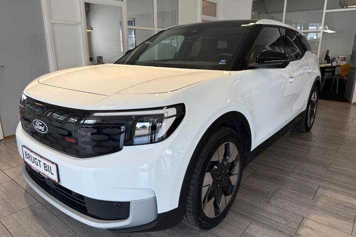 Hvid Ford Explorer fra 2024