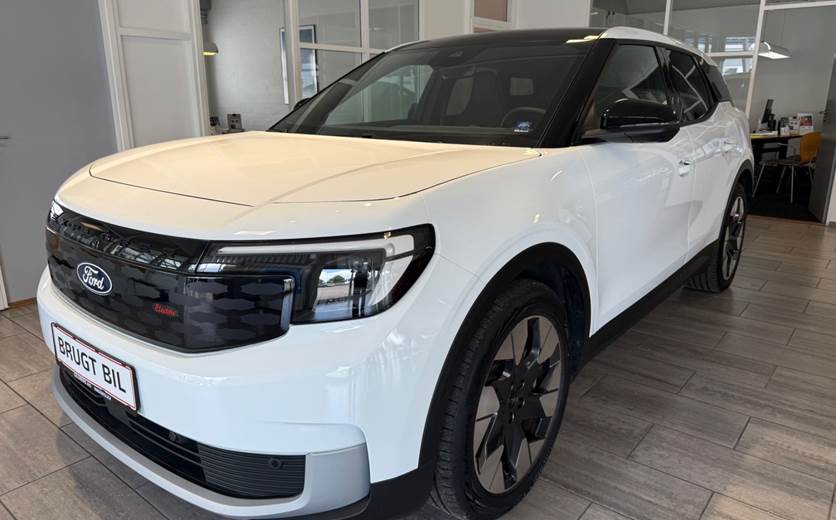 Ford Explorer 77 Premium Extended Range