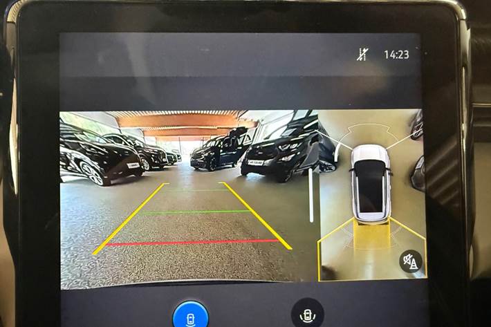 Blå Ford Explorer fra 2025