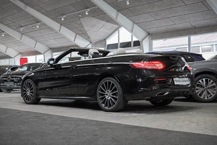 Sort Mercedes C200 fra 2016