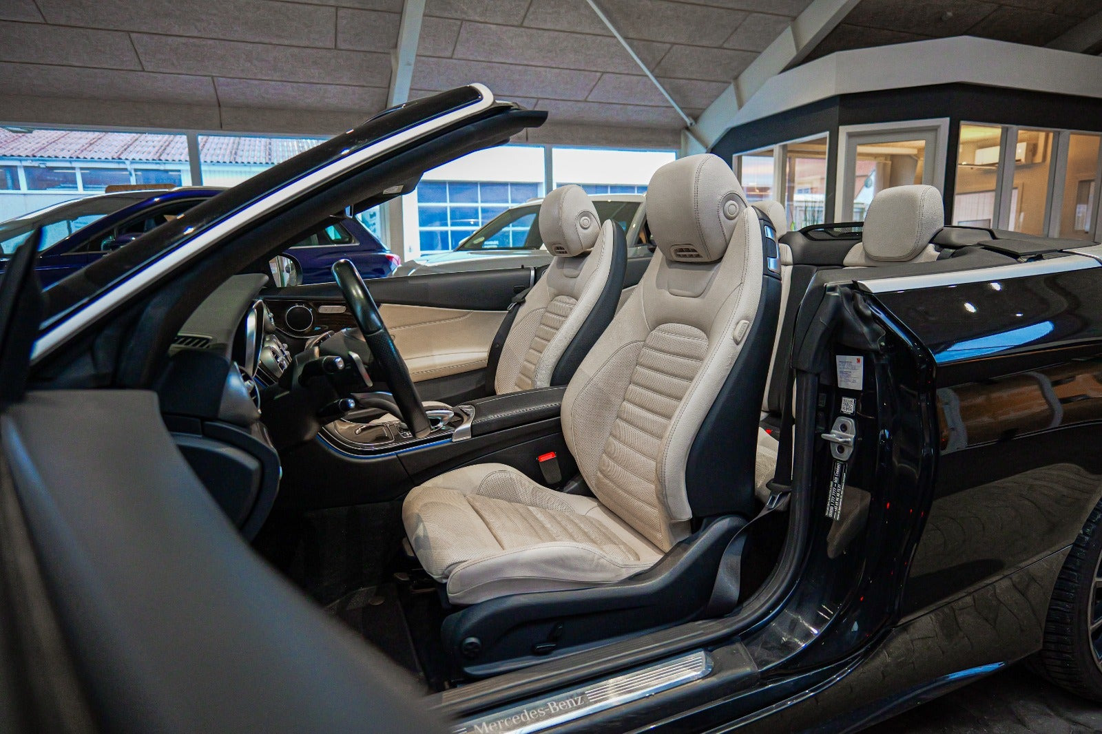 Sort Mercedes C200 fra 2016