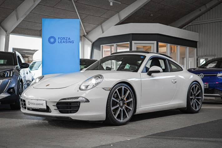 Hvid Porsche 911 Carrera fra 2012