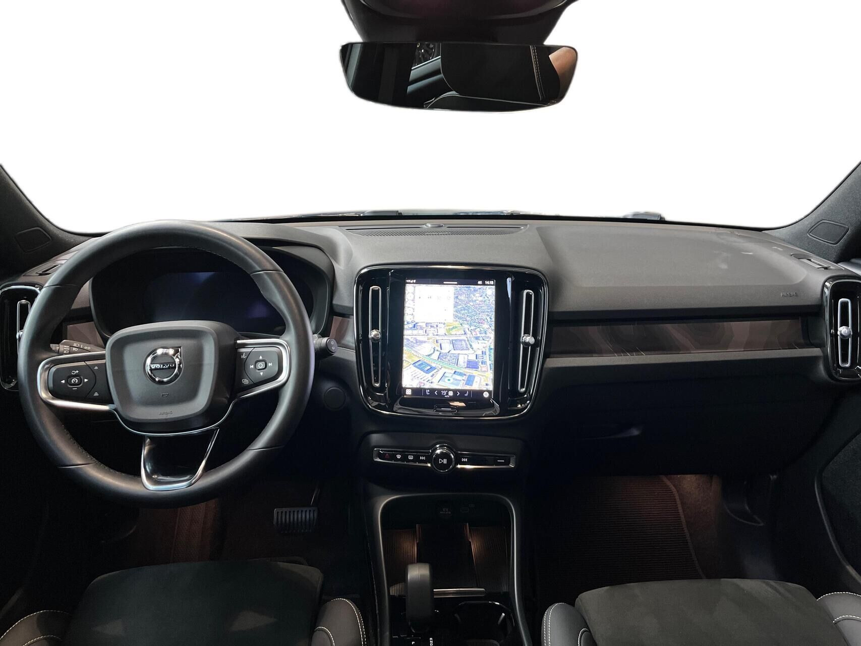 Blå Volvo XC40 fra 2022