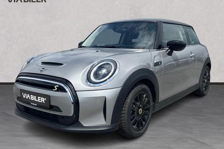 Grå Mini Cooper fra 2023 set udefra