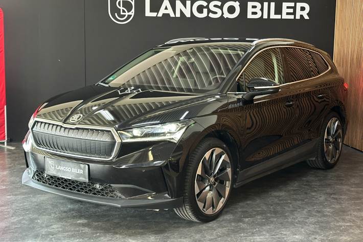 Sort Skoda Enyaq fra 2022 set udefra