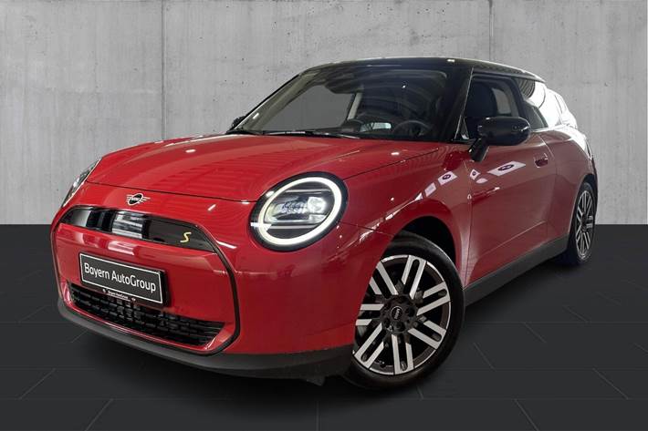 Rød Mini Cooper SE fra 2024