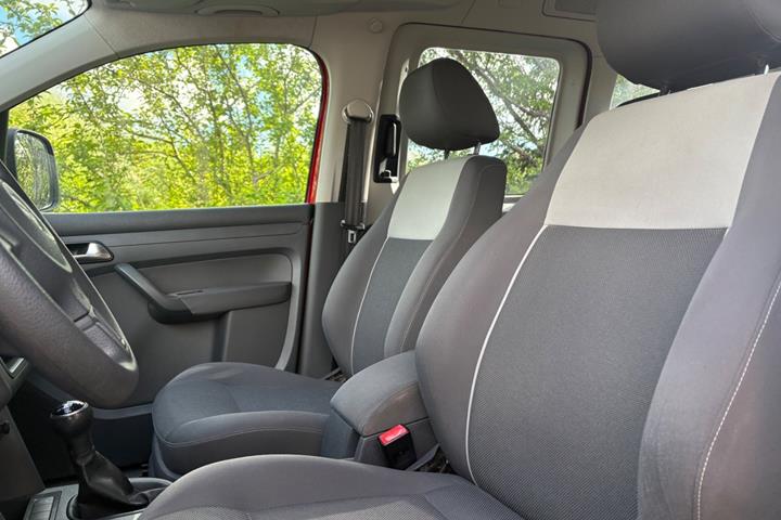 Grøn VW Caddy fra 2011