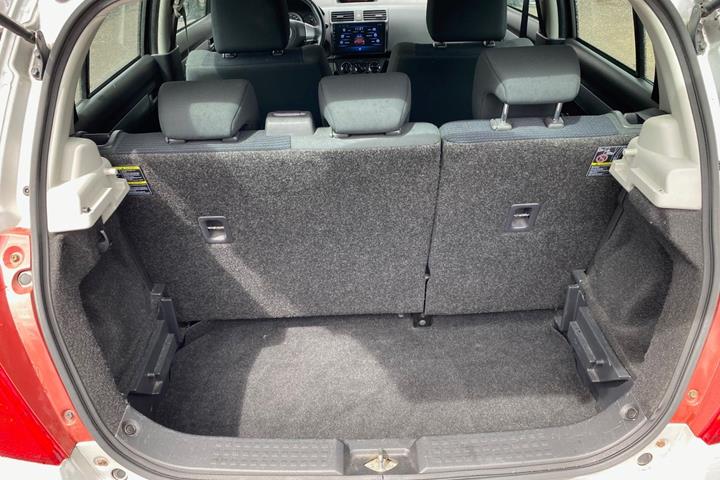 Sølv Suzuki Swift fra 2009