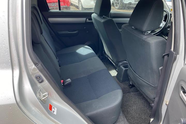 Sølv Suzuki Swift fra 2009