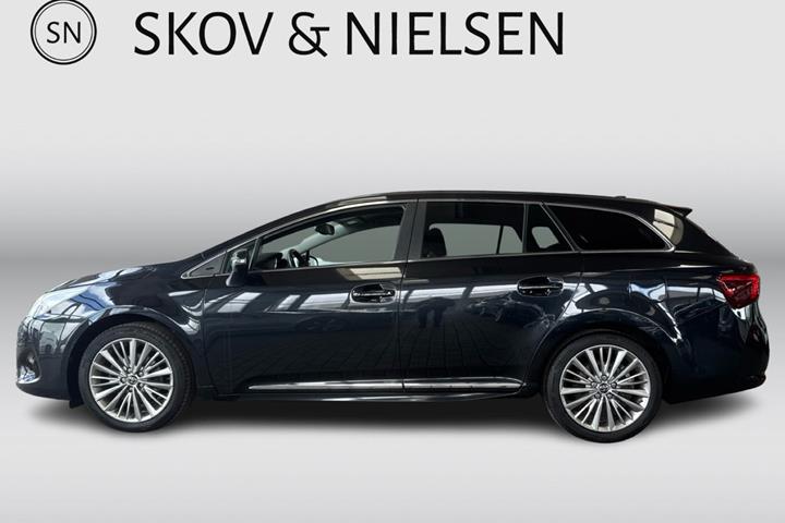 undefined Toyota Avensis fra 2016