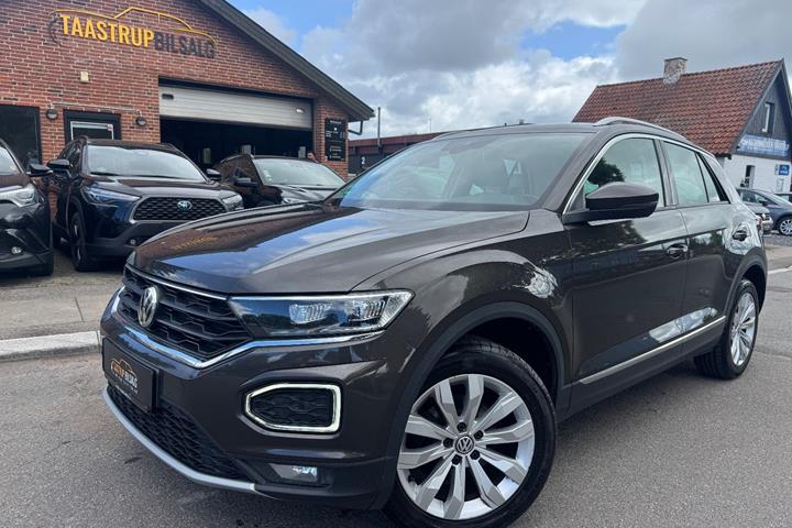 undefined VW T-Roc fra 2020 set udefra