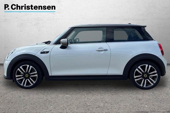 Hvid Mini Cooper SE fra 2023