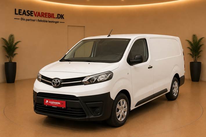 Hvid Toyota ProAce fra 2019