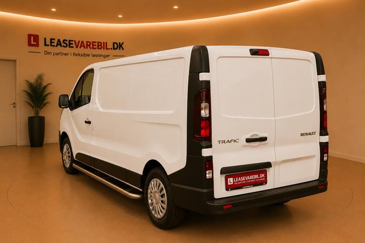 Hvid Renault Trafic fra 2022