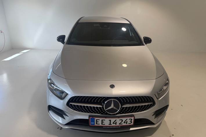 Sølv Mercedes A220 d fra 2020