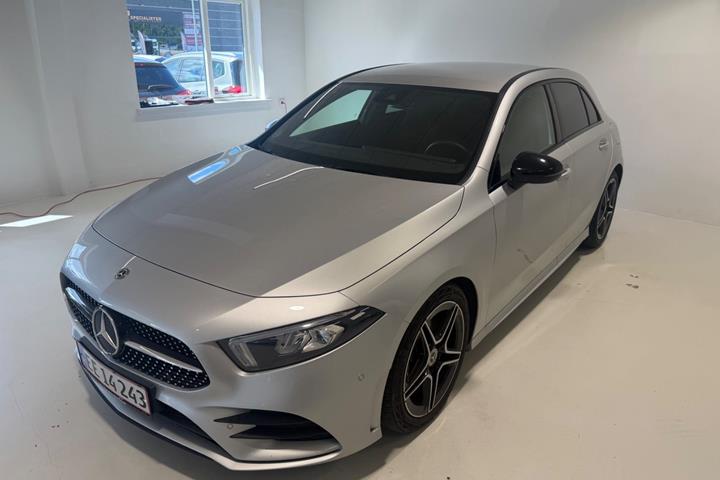 Sølv Mercedes A220 d fra 2020