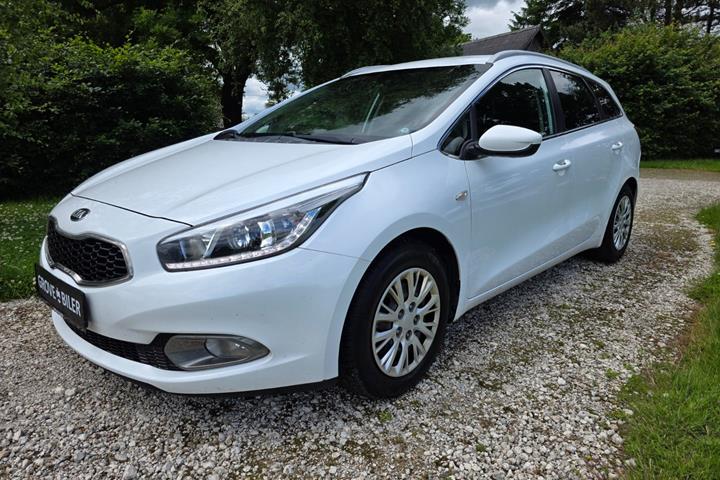 Hvid Kia Ceed fra 2015