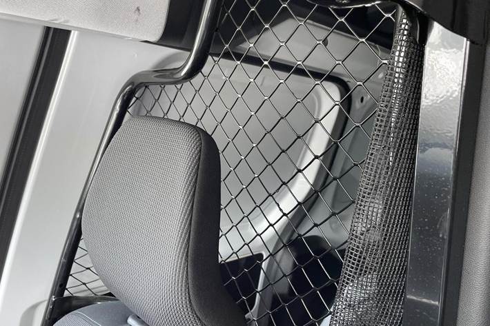 Gul Renault Kangoo fra 2022