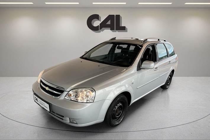 Sølv Chevrolet Nubira fra 2010