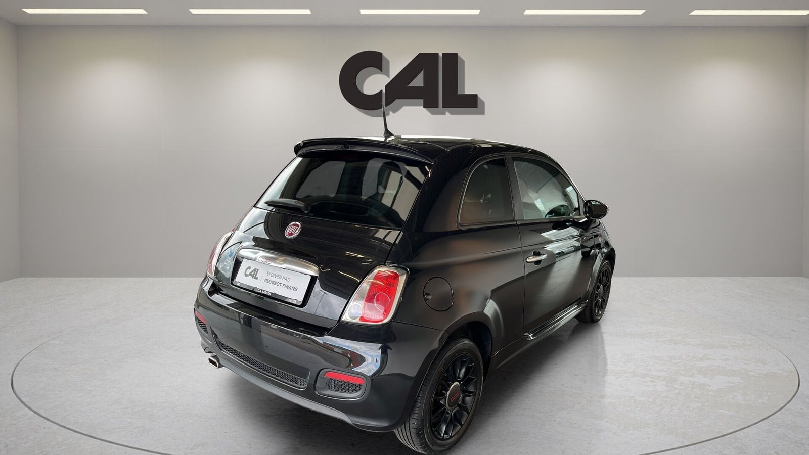 Sort Fiat 500 fra 2015